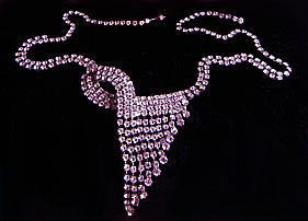 a beautiful vintage costume jewelry necklace