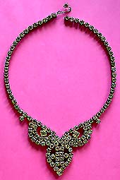 a beautiful vintage costume jewelry necklace