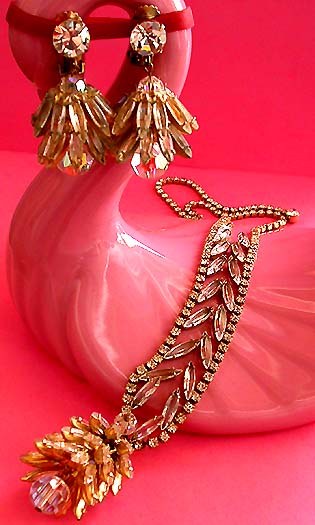 a beautiful vintage costume jewelry parure