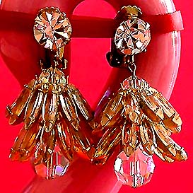 a beautiful vintage costume jewelry parure