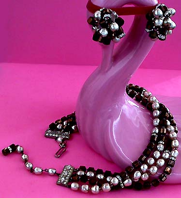 a beautiful vintage costume jewelry parure