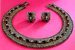 a beautiful Juliana vintage costume jewelry necklace, bracelet and earrings
