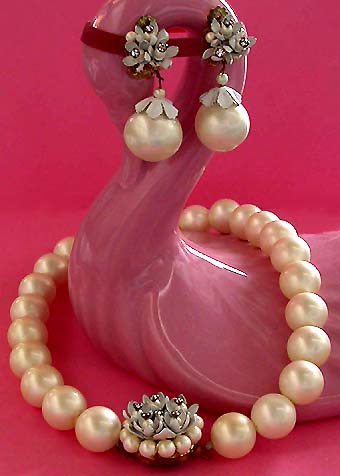 a beautiful vintage costume jewelry parure