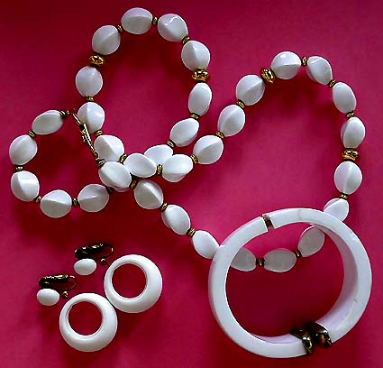 a beautiful vintage costume jewelry parure