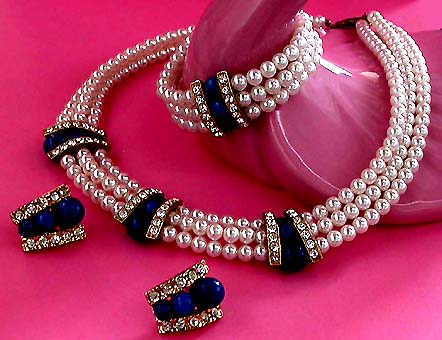 a beautiful vintage costume jewelry parure