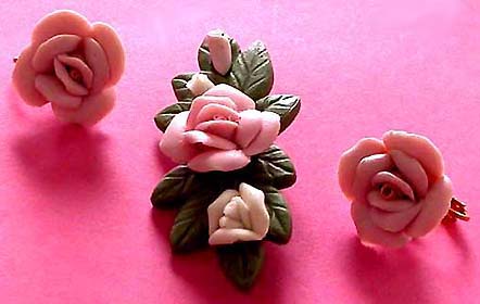 a beautiful vintage costume jewelry parure