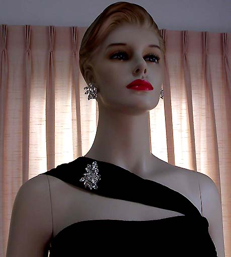 a beautiful vintage costume jewelry parure