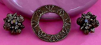 a beautiful vintage costume jewelry parure