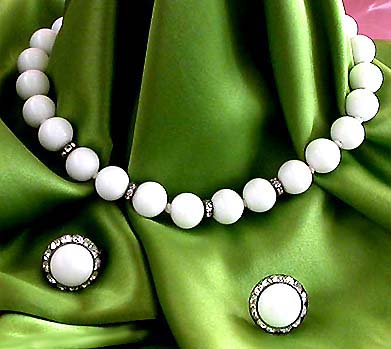 a beautiful vintage costume jewelry parure