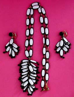 a beautiful vintage costume jewelry parure