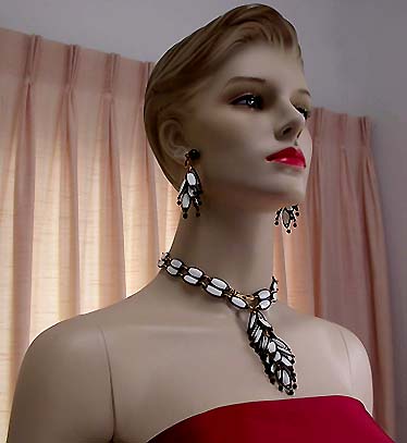 a beautiful vintage costume jewelry parure