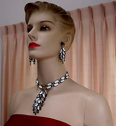 a beautiful vintage costume jewelry parure