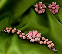 a beautiful Juliana vintage costume jewelry necklace, bracelet and earrings