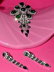 a beautiful vintage costume jewelry parure