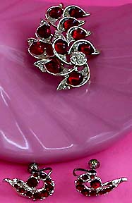 a beautiful vintage costume jewelry parure