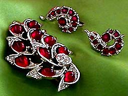 a beautiful vintage costume jewelry parure