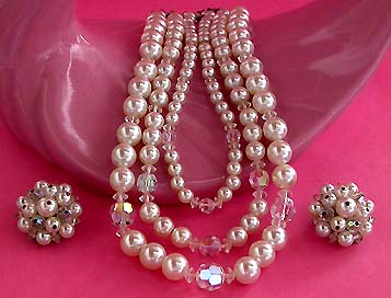 a beautiful vintage costume jewelry parure