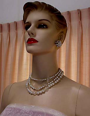 a beautiful vintage costume jewelry parure