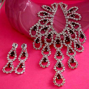 a beautiful vintage costume jewelry parure