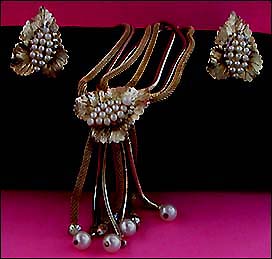 a beautiful vintage costume jewelry parure