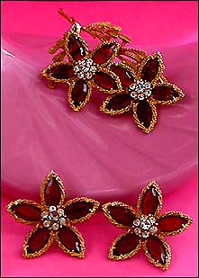 a beautiful vintage costume jewelry parure