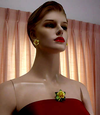 a beautiful vintage costume jewelry parure