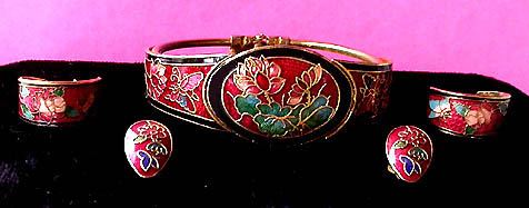 a beautiful vintage costume jewelry parure