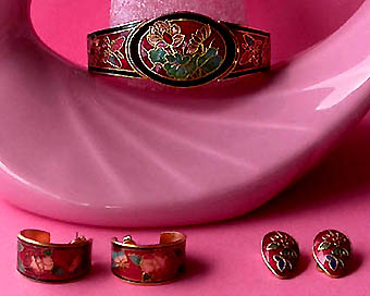 a beautiful vintage costume jewelry parure