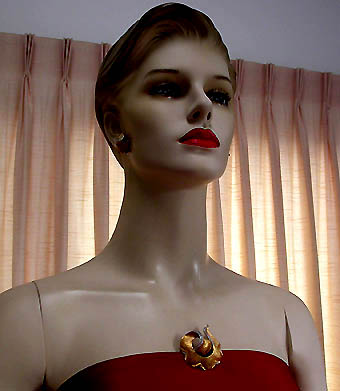 a beautiful vintage costume jewelry parure