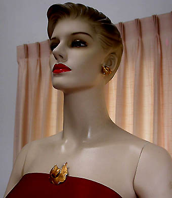 a beautiful vintage costume jewelry parure