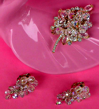 a beautiful vintage costume jewelry parure