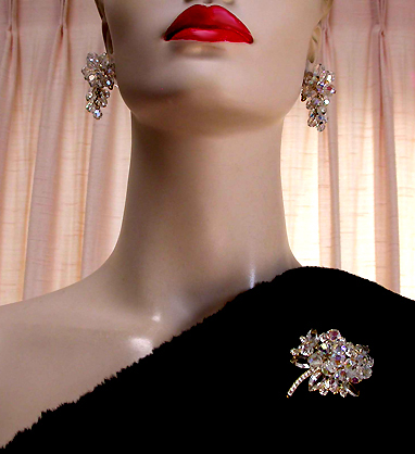 a beautiful vintage costume jewelry parure
