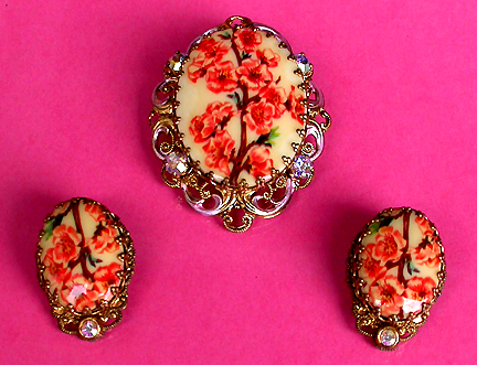 a beautiful vintage costume jewelry parure