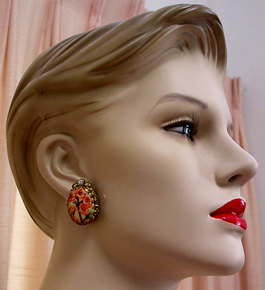 a beautiful vintage costume jewelry parure
