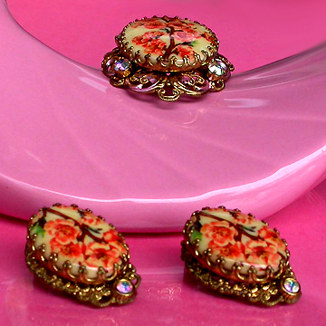 a beautiful vintage costume jewelry parure