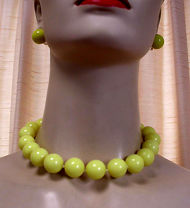 a beautiful vintage costume jewelry parure