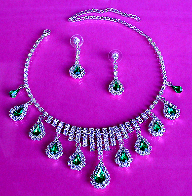 a beautiful vintage costume jewelry parure