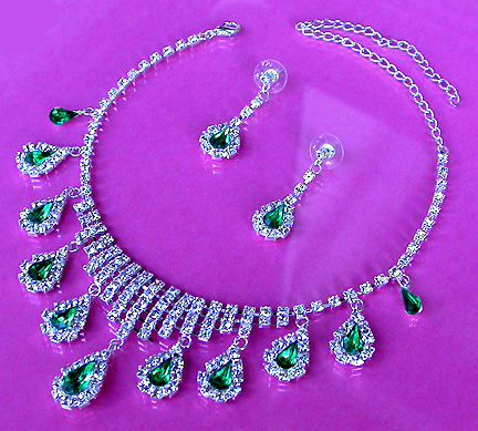 a beautiful vintage costume jewelry parure