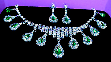 a beautiful vintage costume jewelry parure
