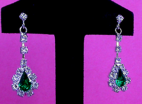 a beautiful vintage costume jewelry parure