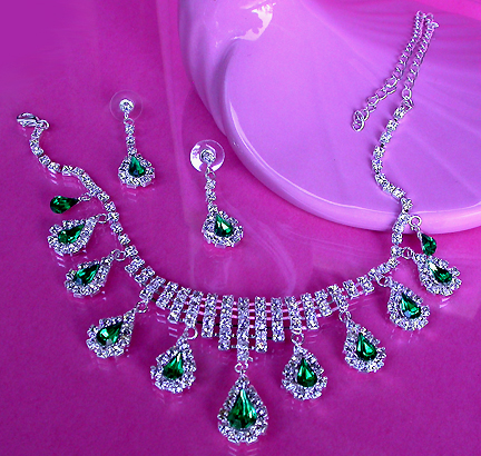 a beautiful vintage costume jewelry parure