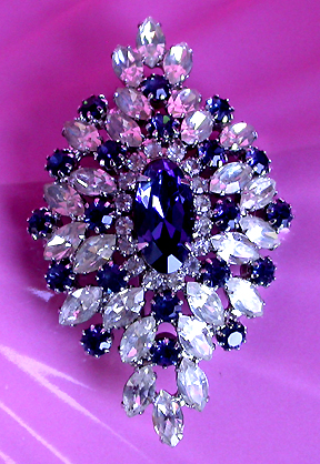 a beautiful vintage costume jewelry parure