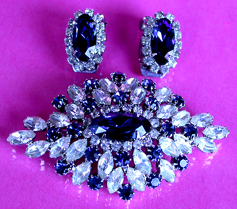 a beautiful vintage costume jewelry parure
