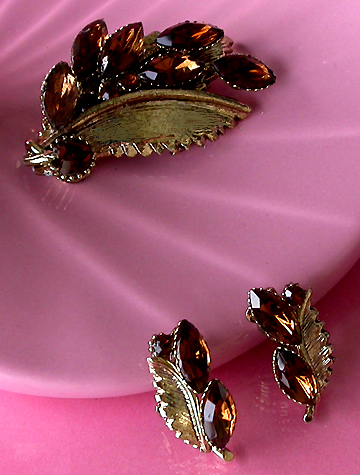 a beautiful vintage costume jewelry parure