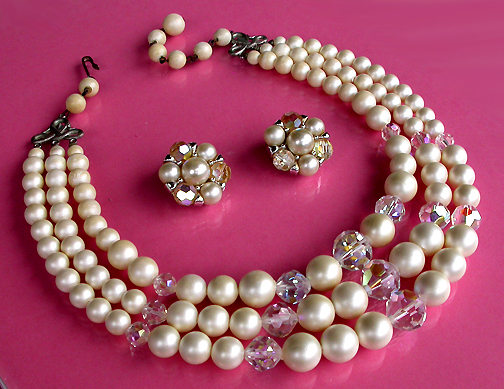 a beautiful vintage costume jewelry parure