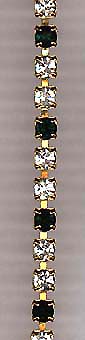 a beautiful vintage costume jewelry necklace unsigned