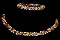 a beautiful vintage costume jewelry necklace Vendome