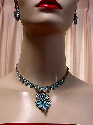 a beautiful vintage costume jewelry crystal necklace and earrings