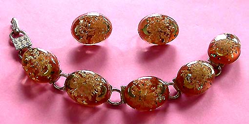 a beautiful vintage costume jewelry crystal necklace and earrings