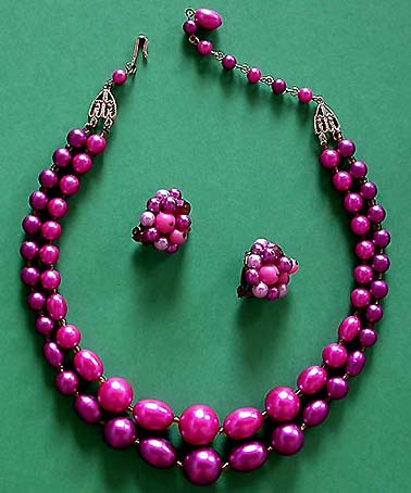 a beautiful vintage costume jewelry crystal necklace and earrings